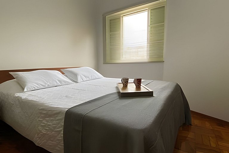 Família Costa-Apê no centro