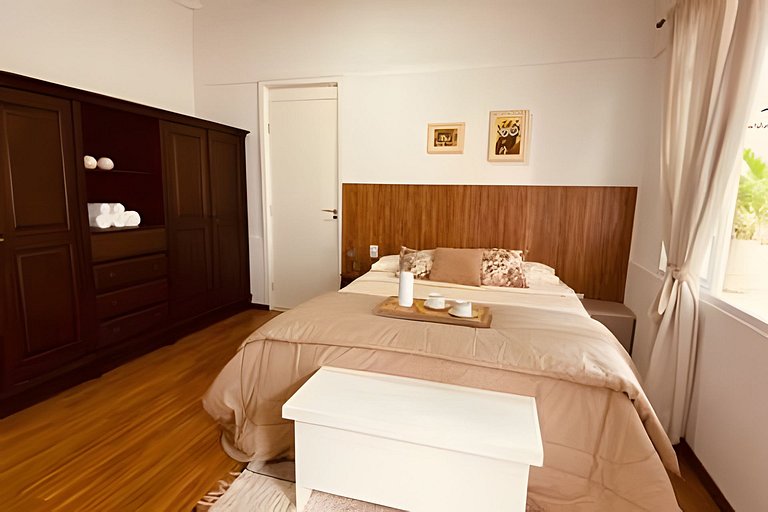 Suíte charmosa com quintal privativo