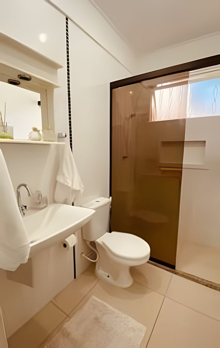 Suíte charmosa com quintal privativo