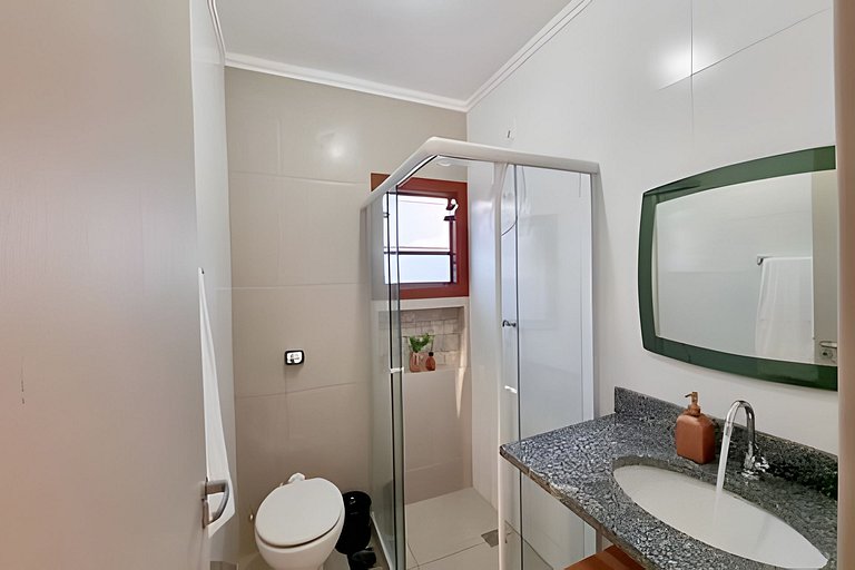 Família Costa-Casinha Jardim das Palmeiras