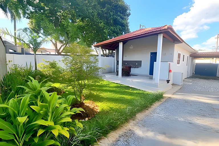 Família Costa-Casa Jardim das Palmeiras