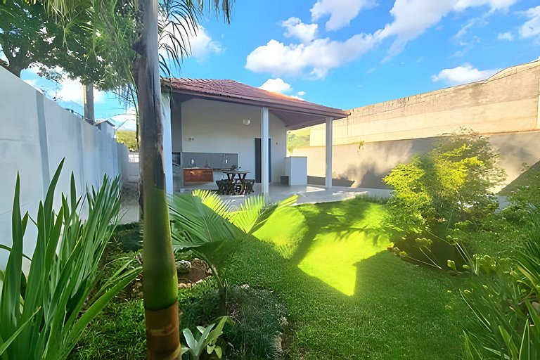 Família Costa-Casa Jardim das Palmeiras